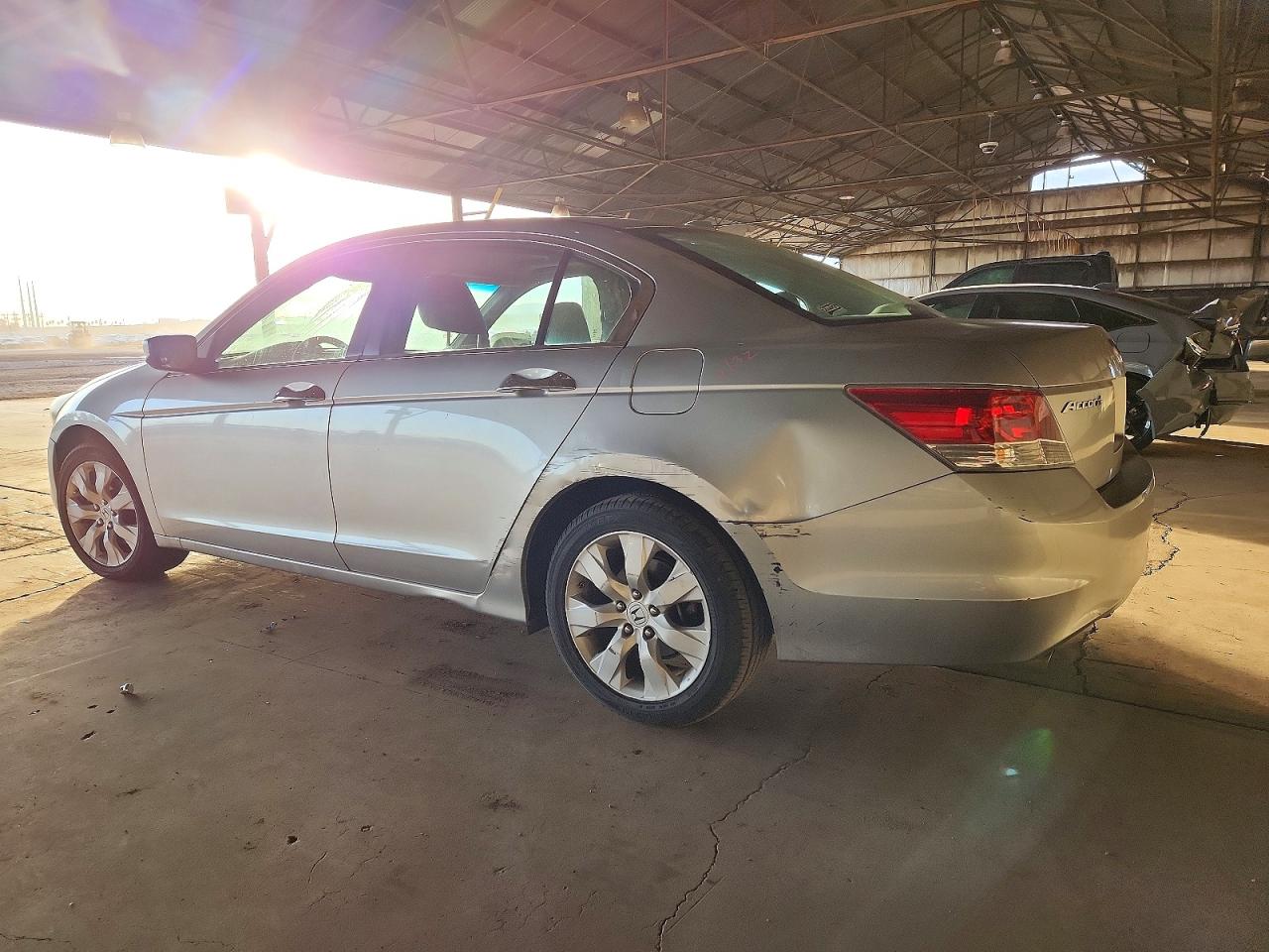 2010 HONDA ACCORD EXL photo 2