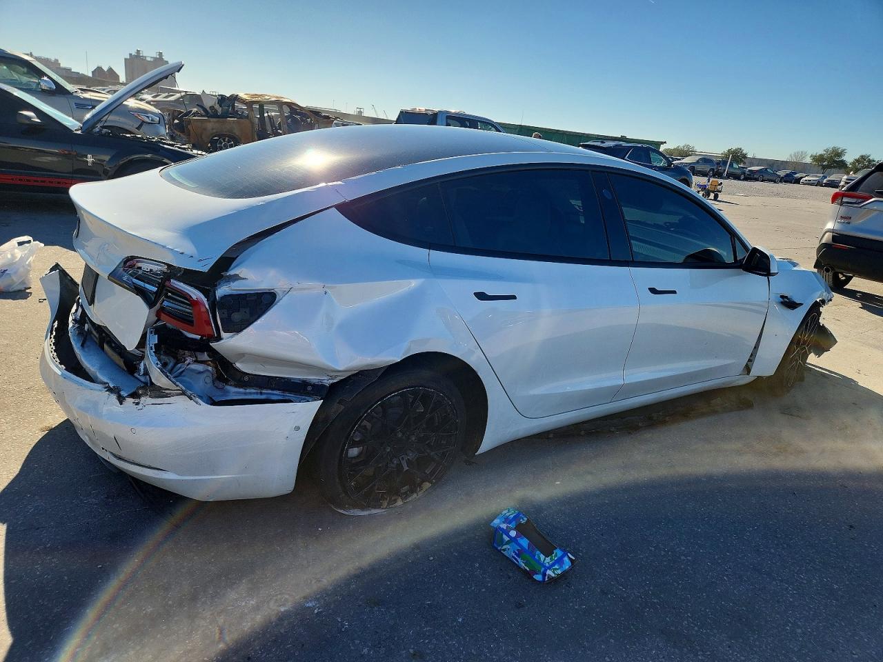 2022 TESLA MODEL 3 photo 3