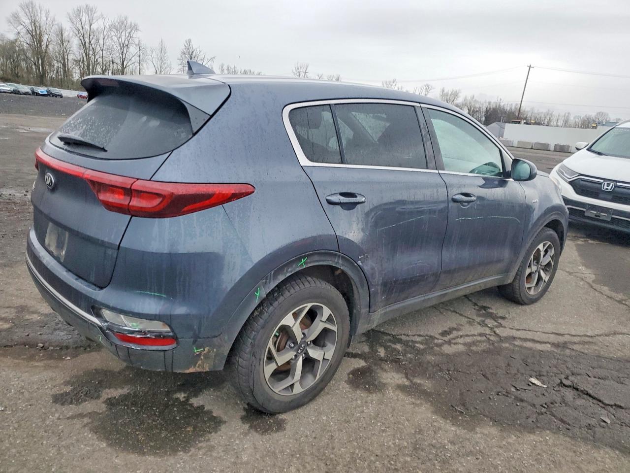 2020 KIA SPORTAGE LX photo 3