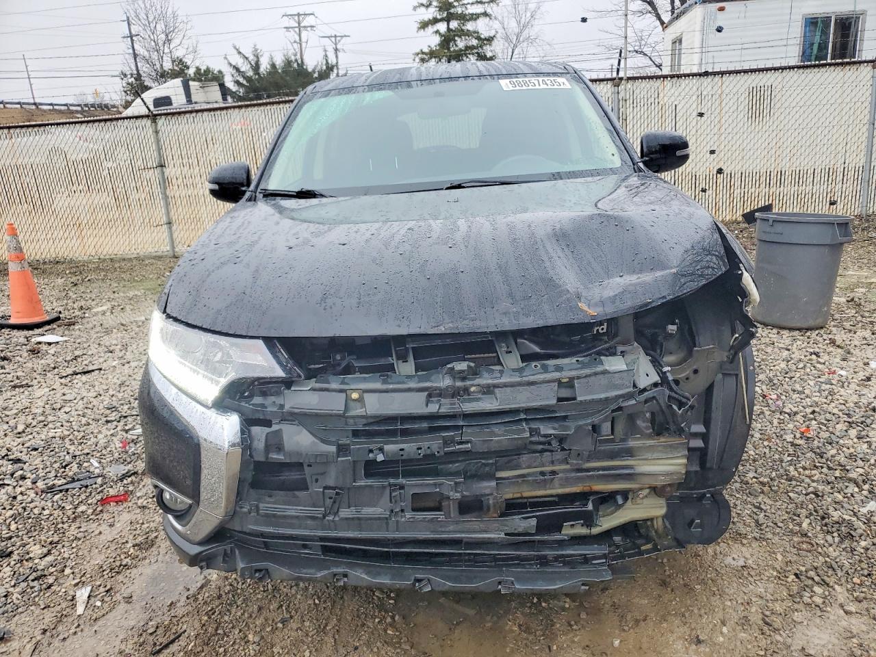 2018 MITSUBISHI OUTLANDER SE photo 5