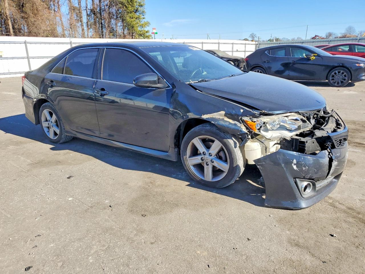 2013 TOYOTA CAMRY SE photo 7