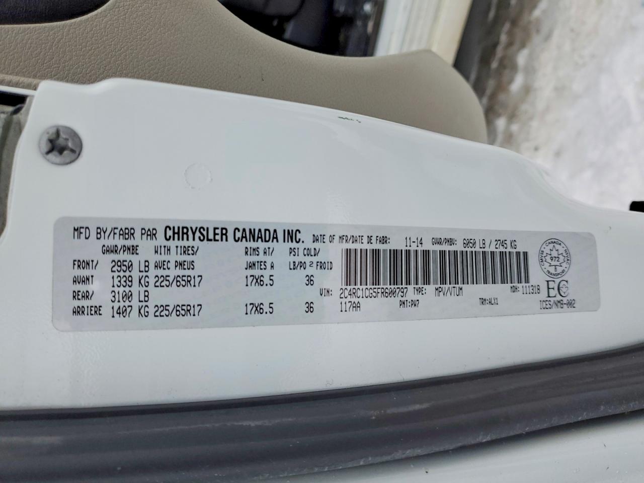 2015 CHRYSLER TOWN & COUNTRY TOURING L photo 14