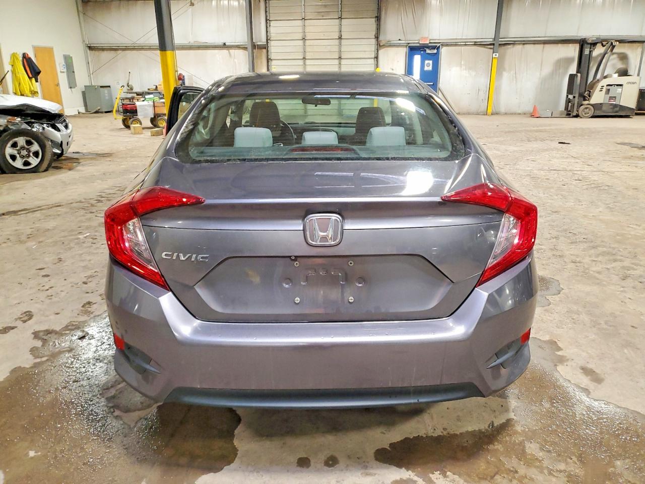 2016 HONDA CIVIC LX photo 6