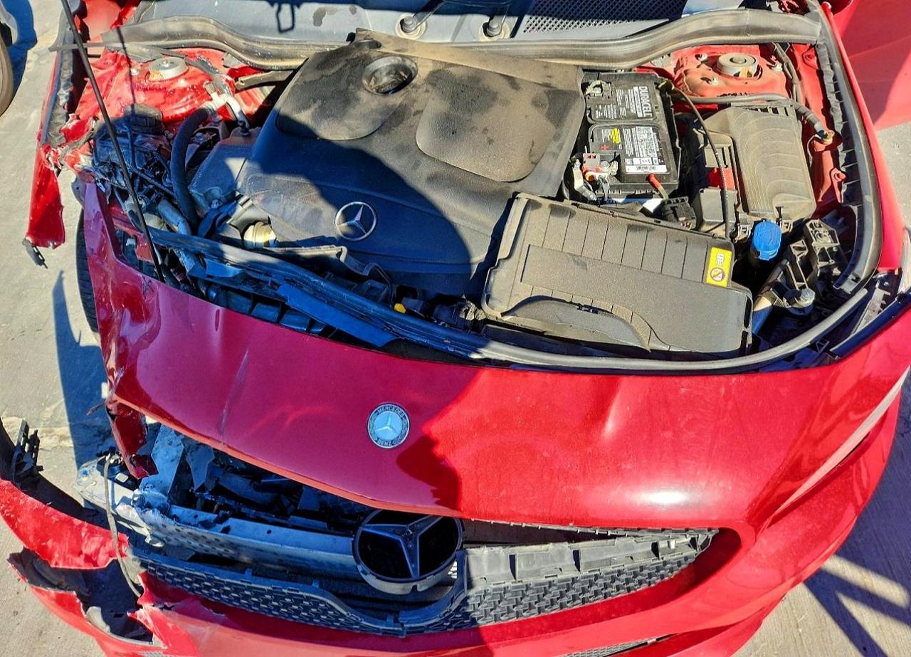 2016 MERCEDES-BENZ CLA 250 photo 11