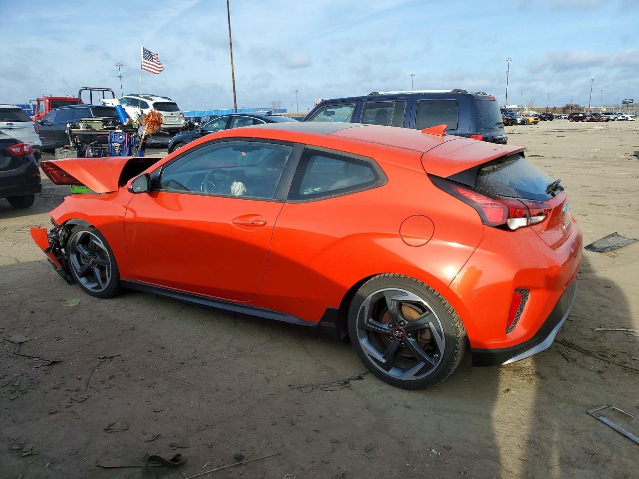 2019 HYUNDAI VELOSTER TURBO photo 2