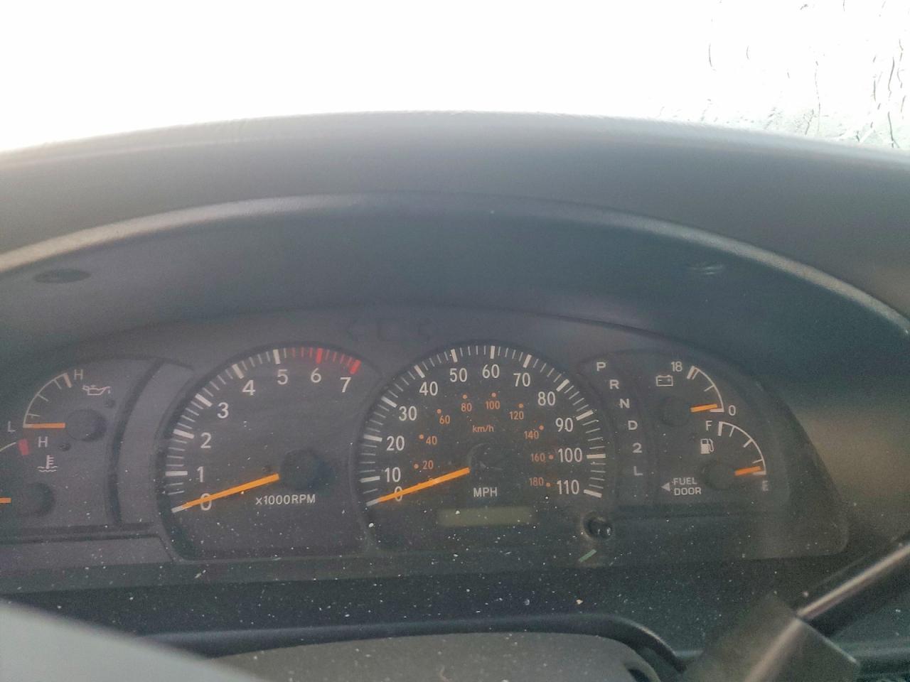 2004 TOYOTA TUNDRA LIMITED photo 9