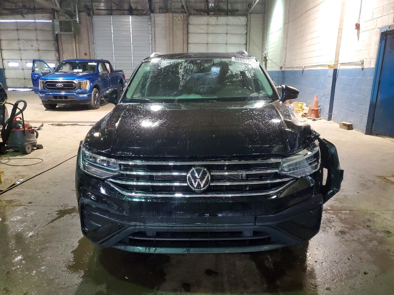 2024 VOLKSWAGEN TIGUAN SE photo 5