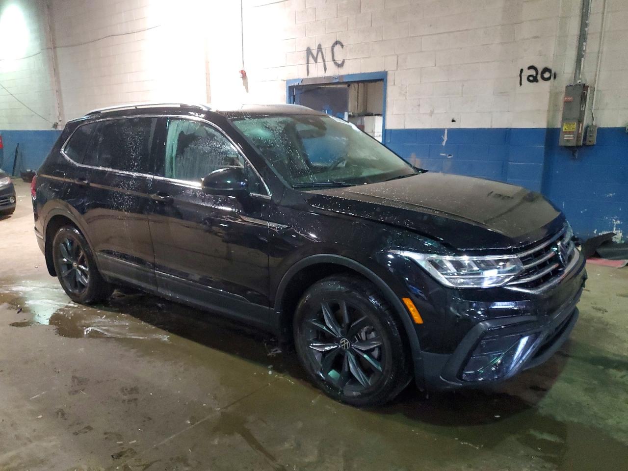 2024 VOLKSWAGEN TIGUAN SE photo 4
