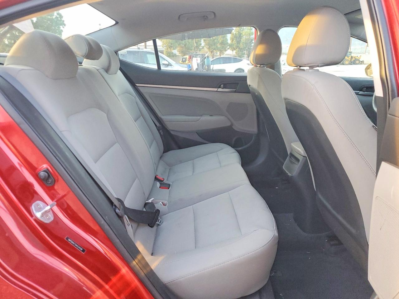 2017 HYUNDAI ELANTRA SE photo 10