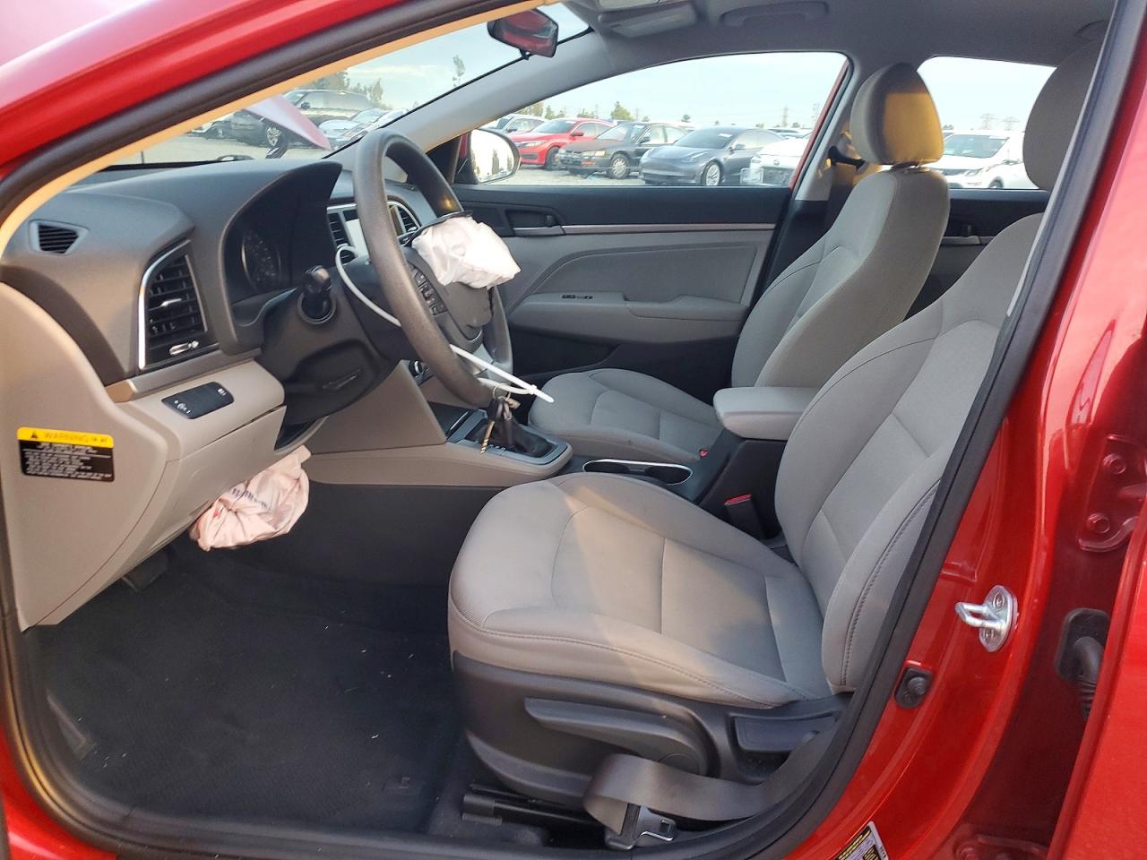 2017 HYUNDAI ELANTRA SE photo 7