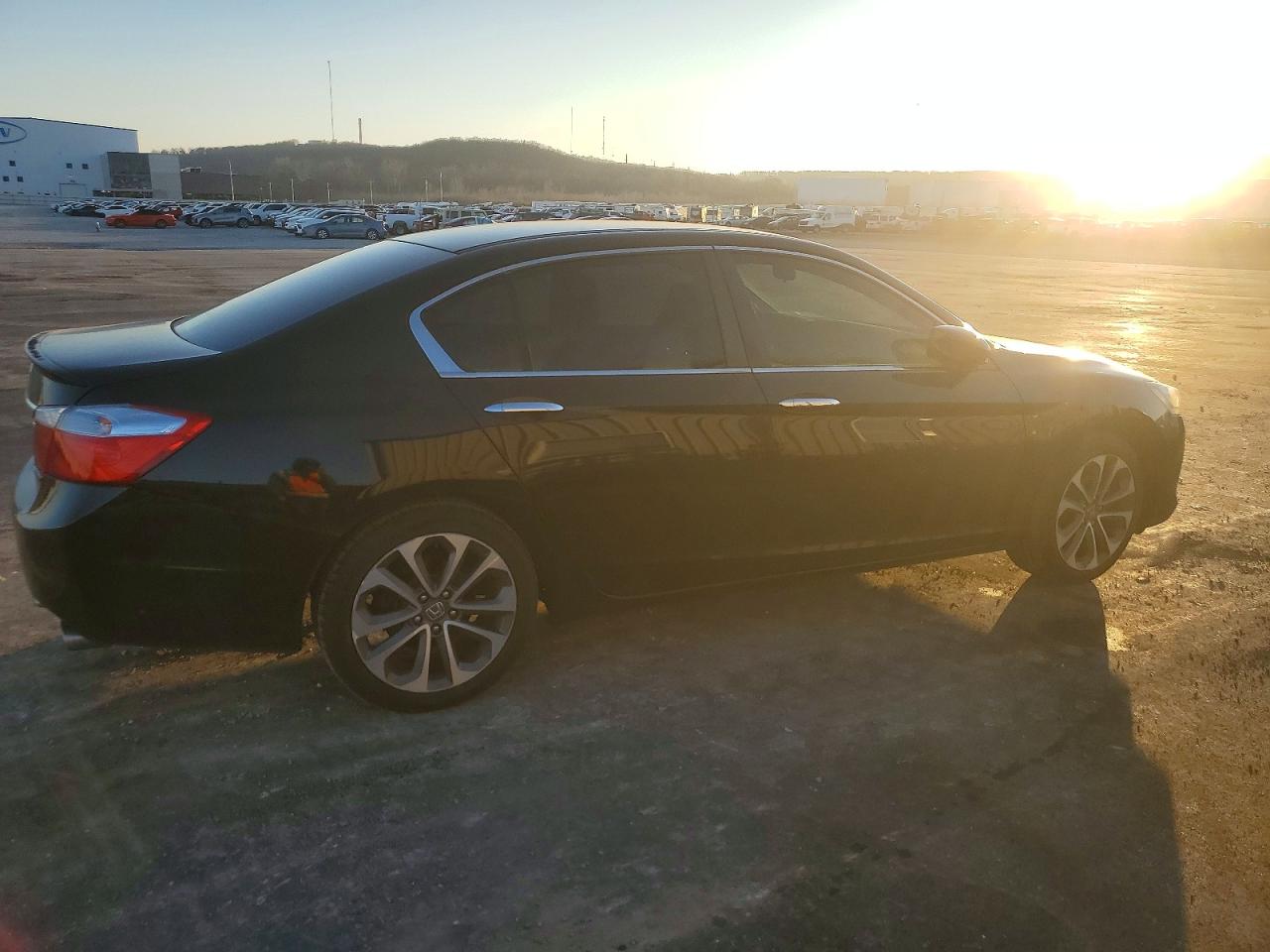 2015 HONDA ACCORD SPORT photo 3