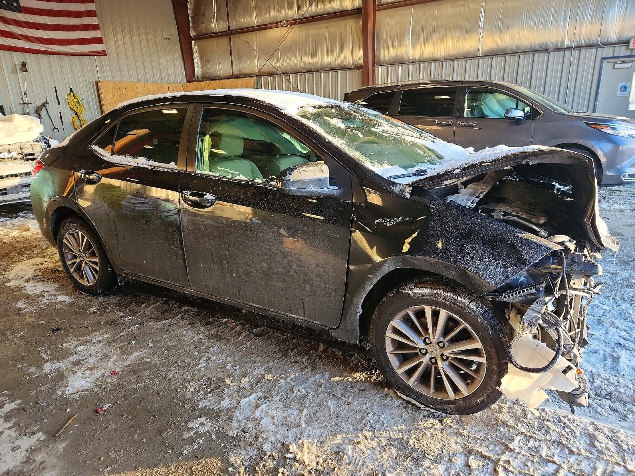 2014 TOYOTA COROLLA L photo 4