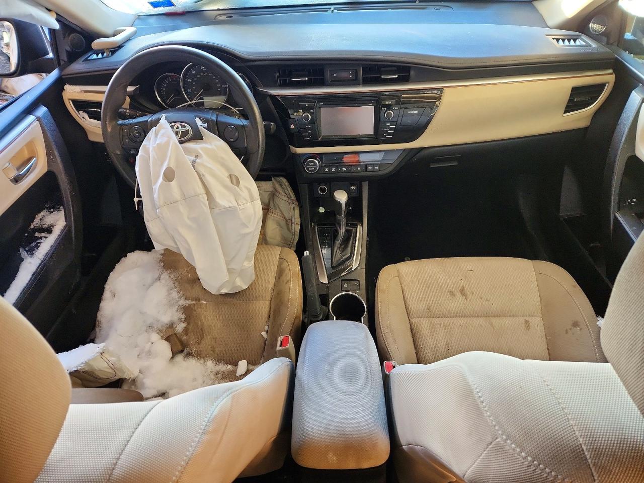 2014 TOYOTA COROLLA L photo 8