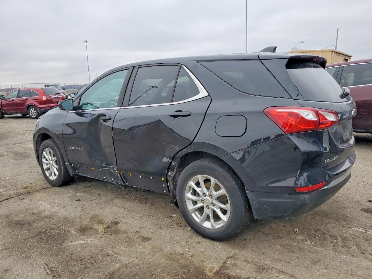 2021 CHEVROLET EQUINOX LT photo 2