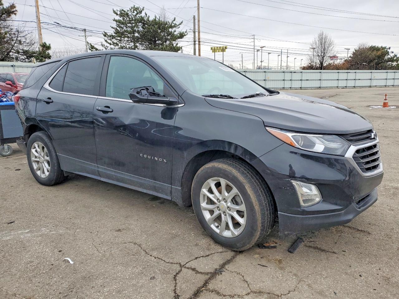 2021 CHEVROLET EQUINOX LT photo 4