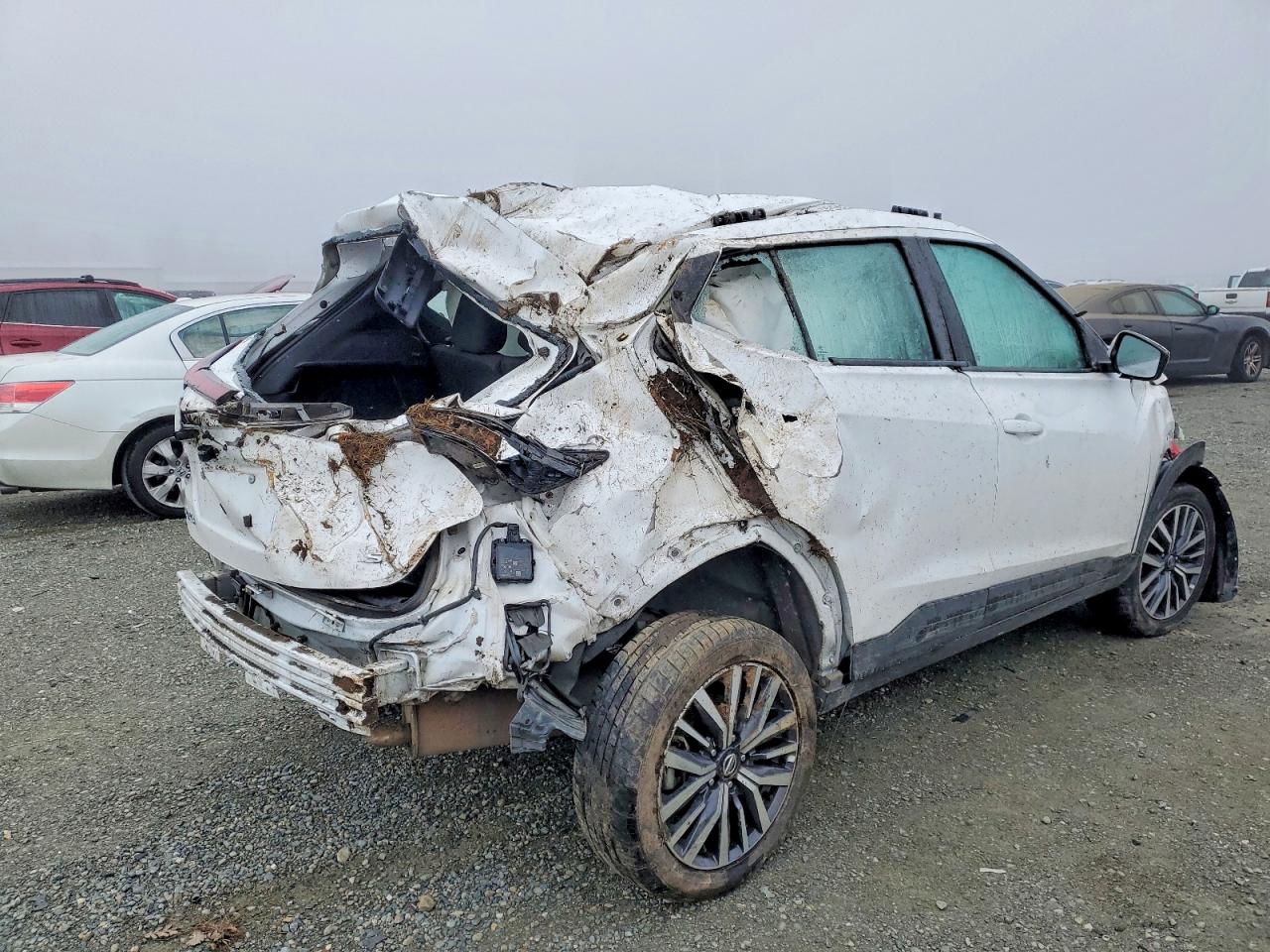 2021 NISSAN KICKS SV photo 3