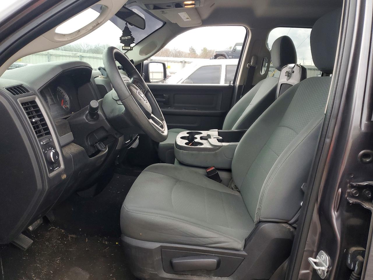 2018 RAM 1500 ST photo 7