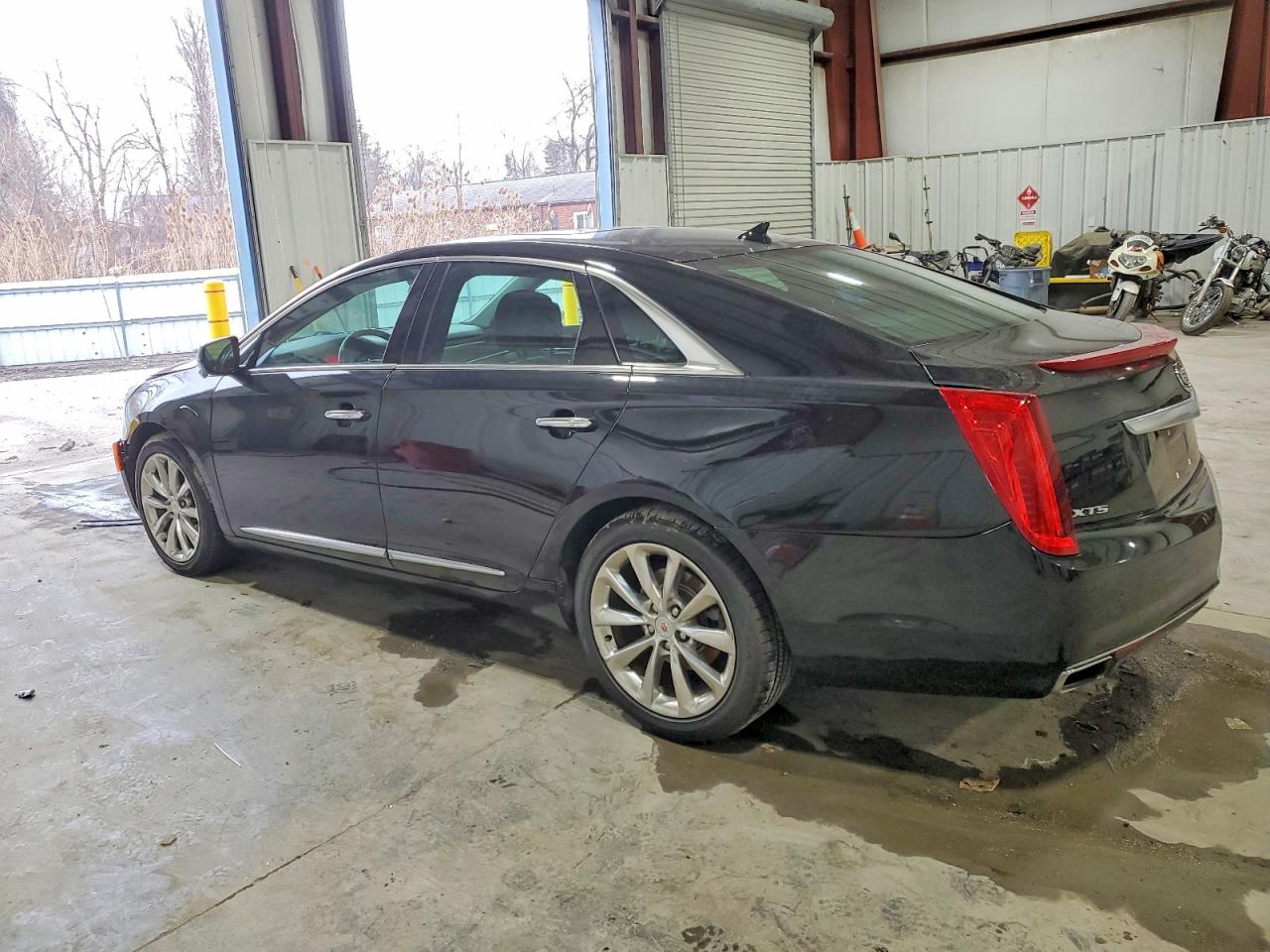2014 CADILLAC XTS LUXURY COLLECTION photo 4