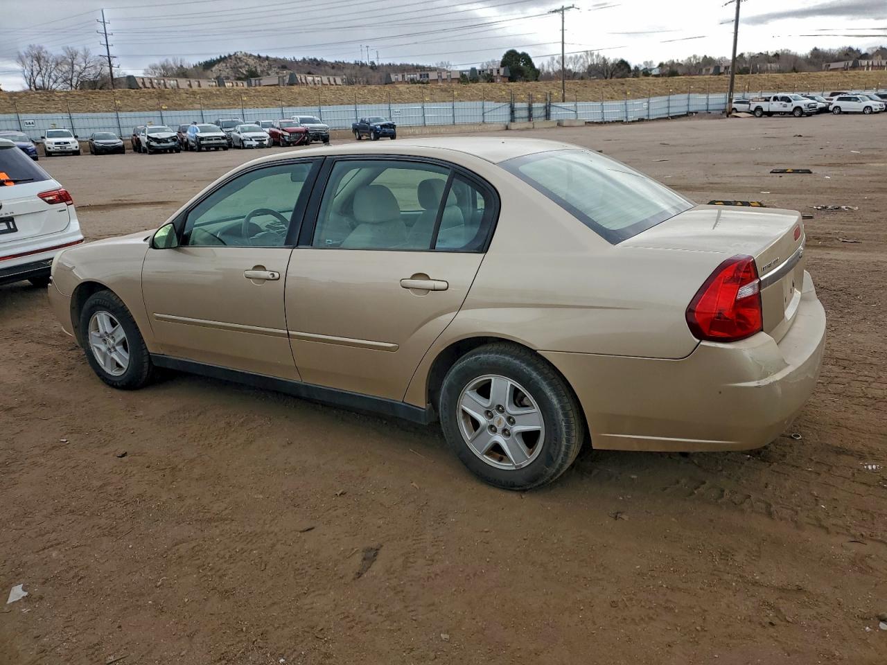 2005 CHEVROLET MALIBU LS photo 3