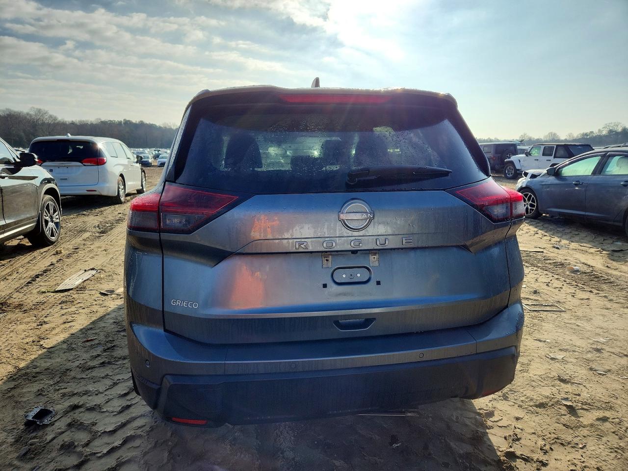 2024 NISSAN ROGUE S photo 6