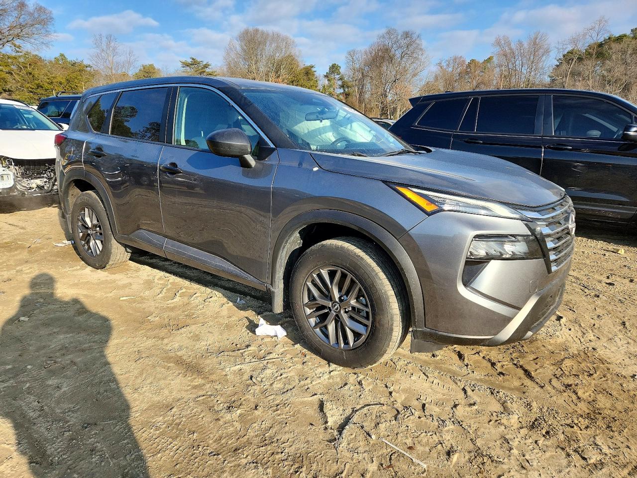 2024 NISSAN ROGUE S photo 4