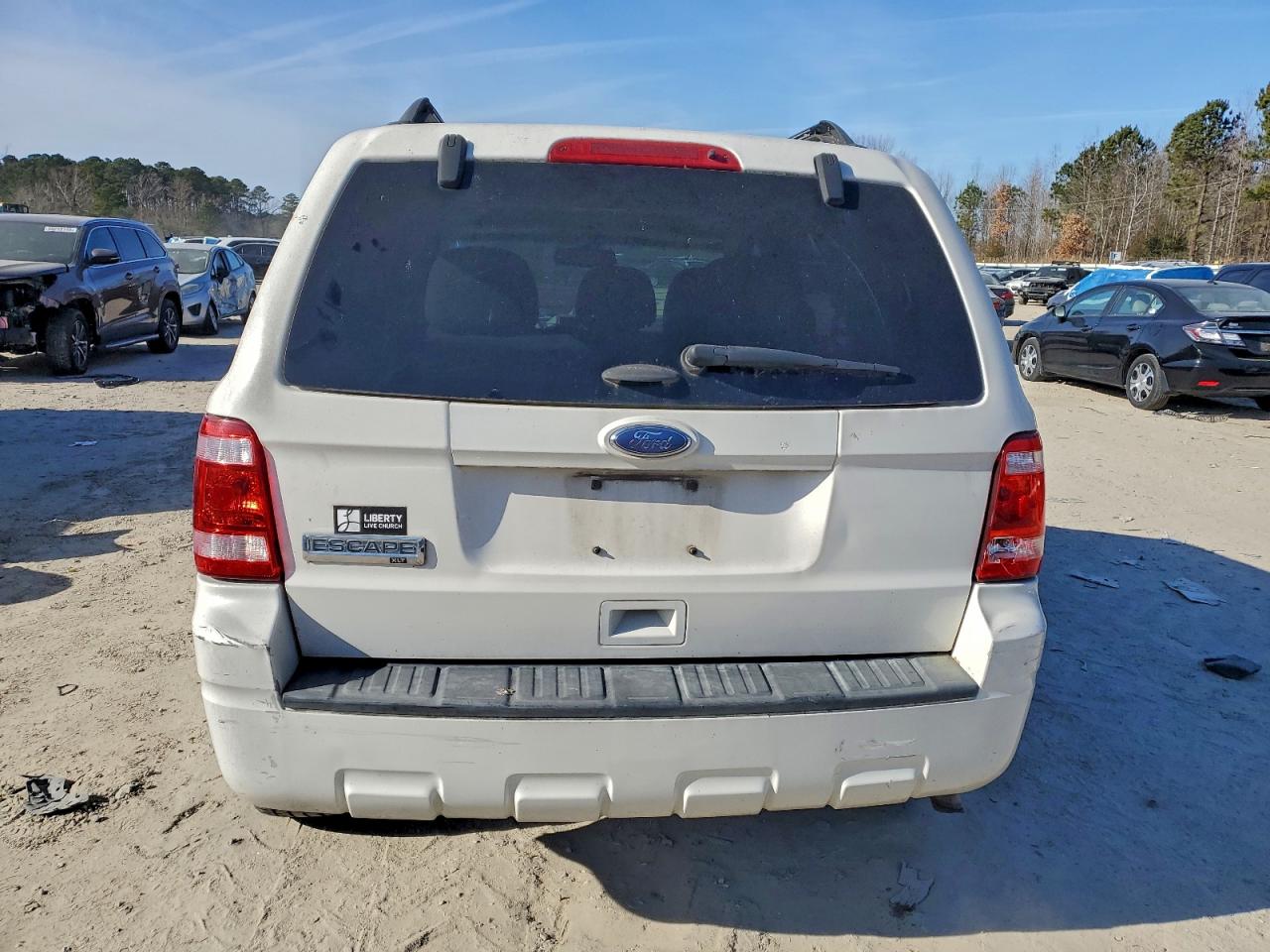2012 FORD ESCAPE photo 6