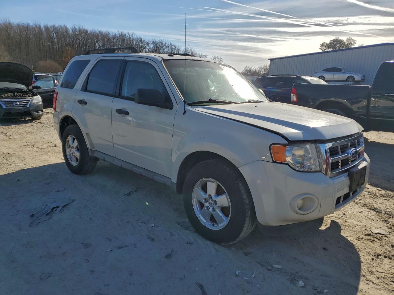 2012 FORD ESCAPE photo 4