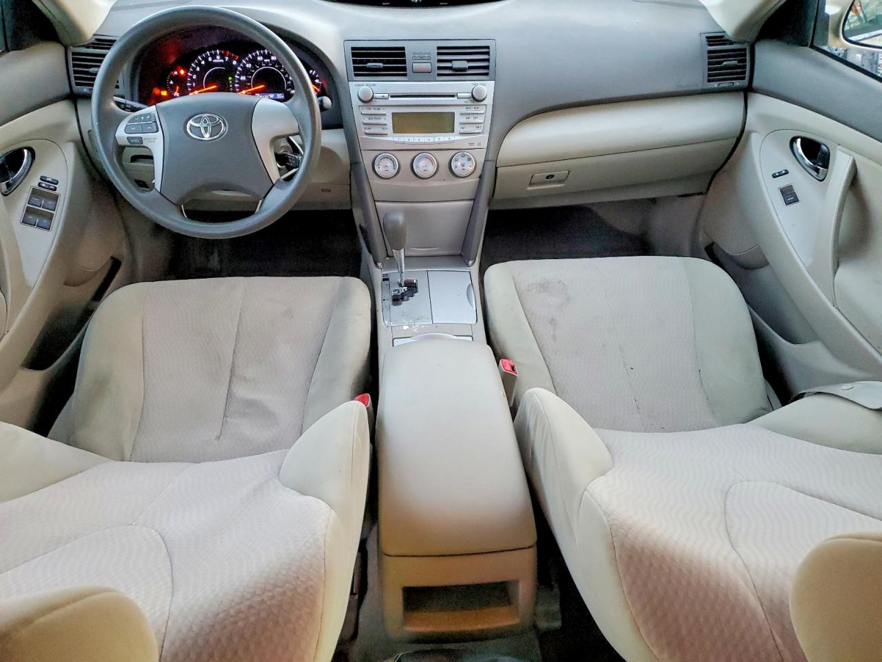 2011 TOYOTA CAMRY BASE photo 8