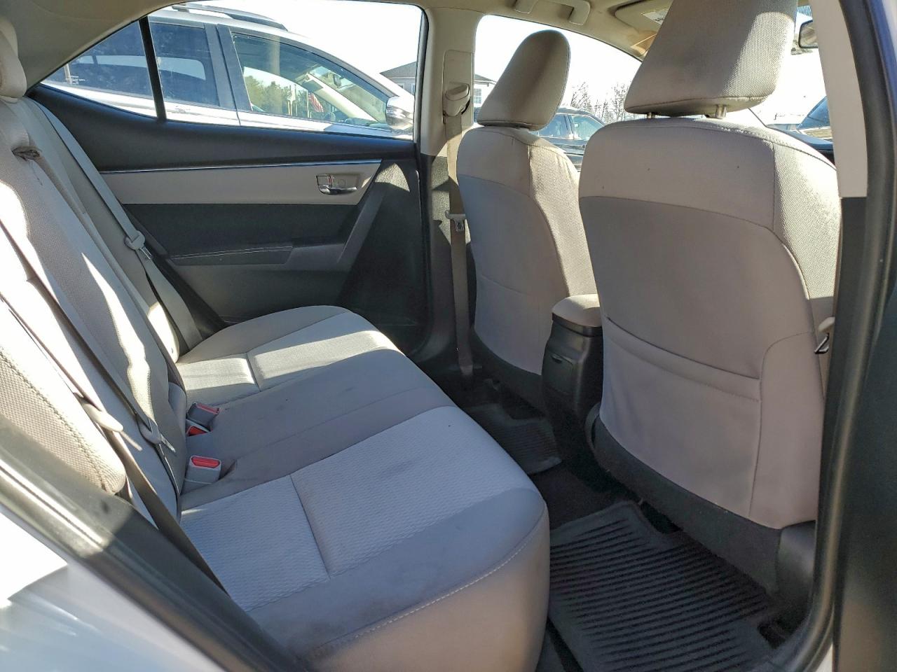 2016 TOYOTA COROLLA L photo 10