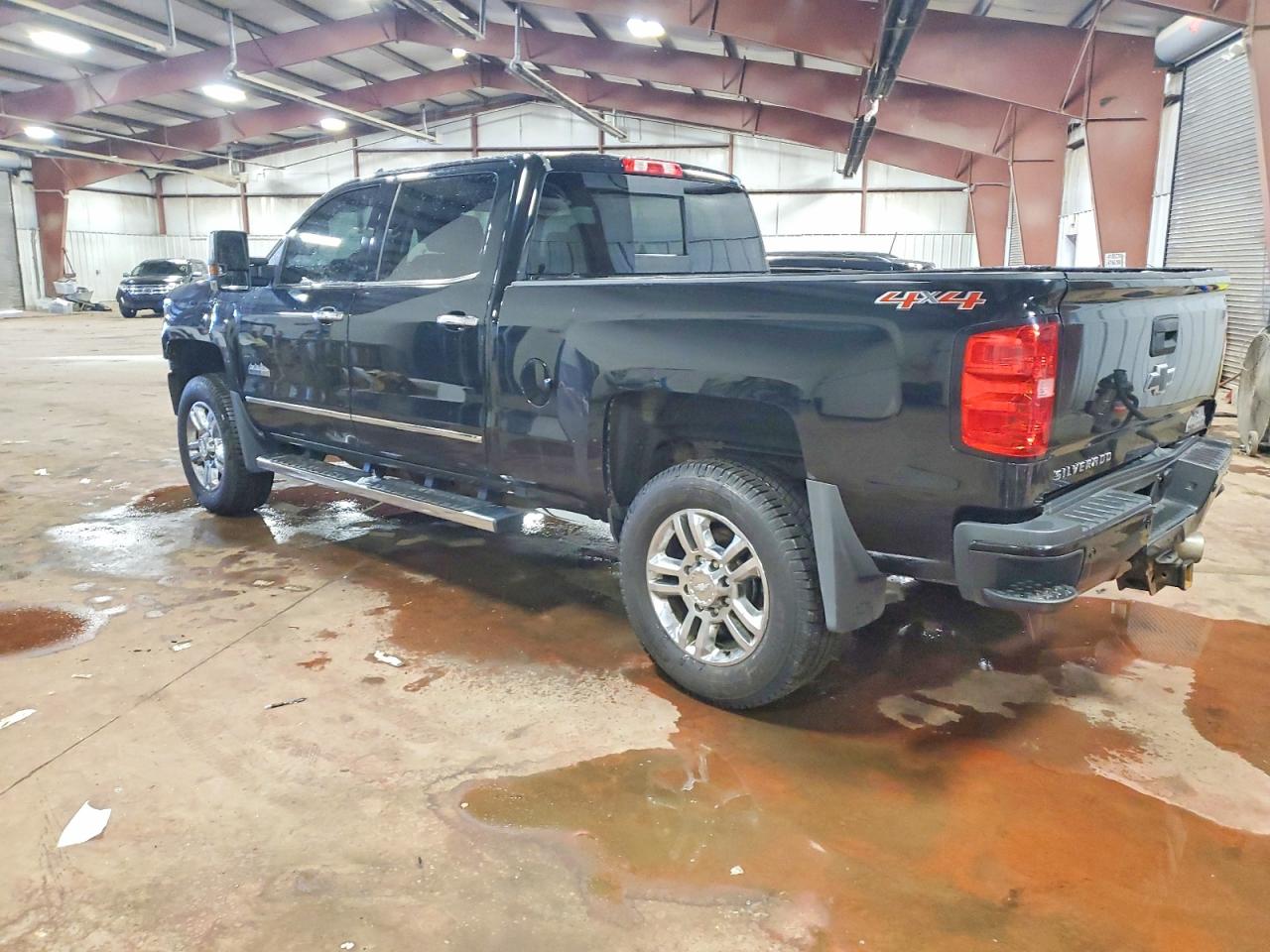 2017 CHEVROLET SILVERADO K2500 HIGH COUNTRY photo 2