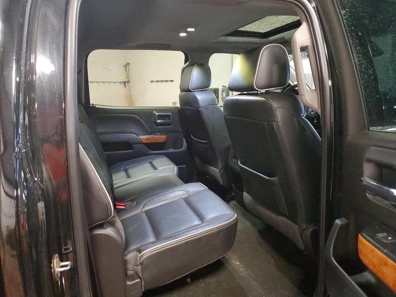 2017 CHEVROLET SILVERADO K2500 HIGH COUNTRY photo 10