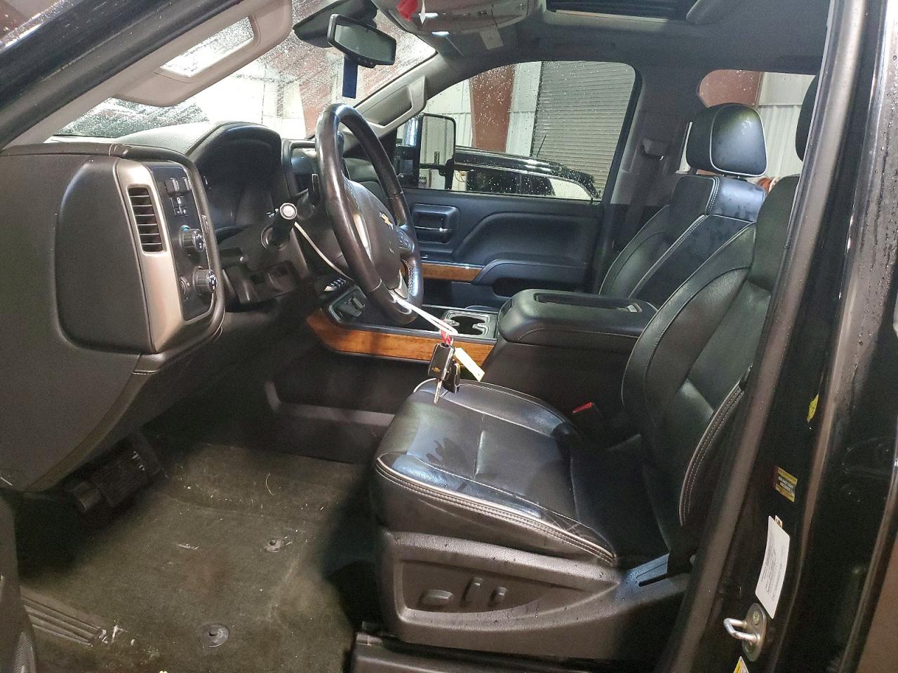 2017 CHEVROLET SILVERADO K2500 HIGH COUNTRY photo 7
