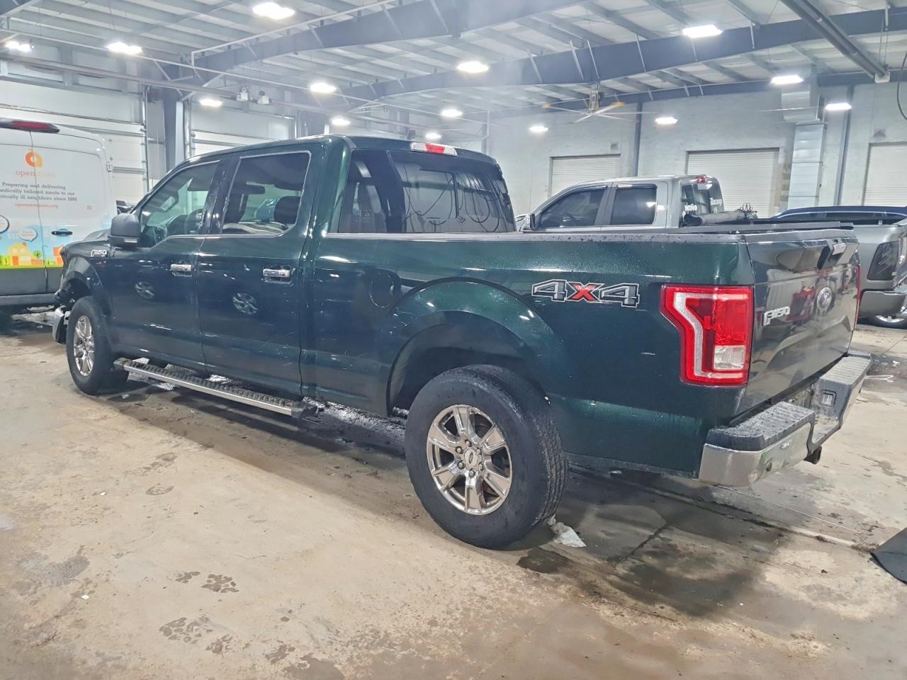 2015 FORD F150 SUPERCREW photo 2