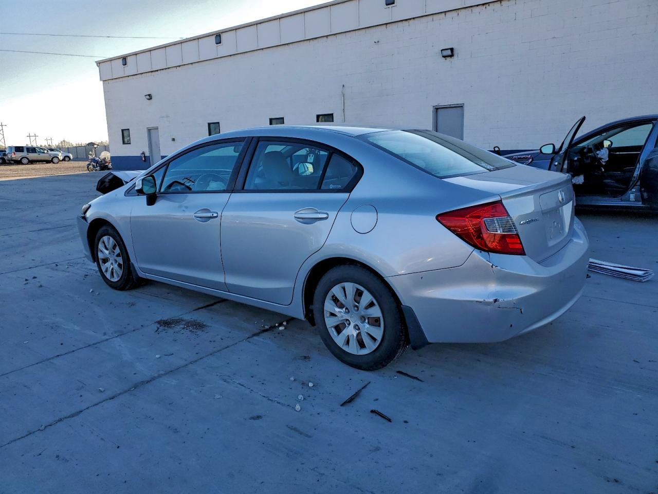 2012 HONDA CIVIC LX photo 2