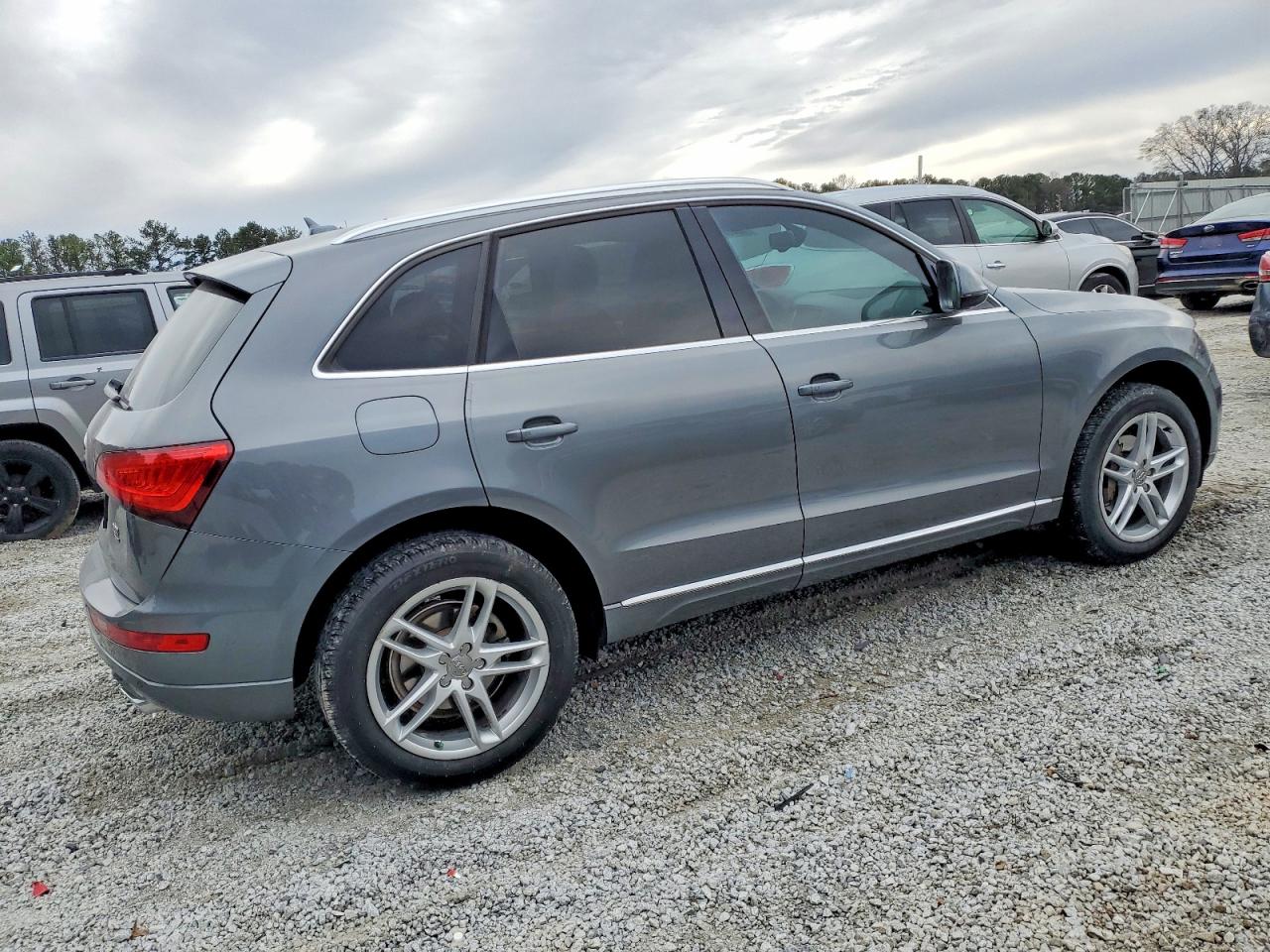 2013 AUDI Q5 PREMIUM PLUS photo 3