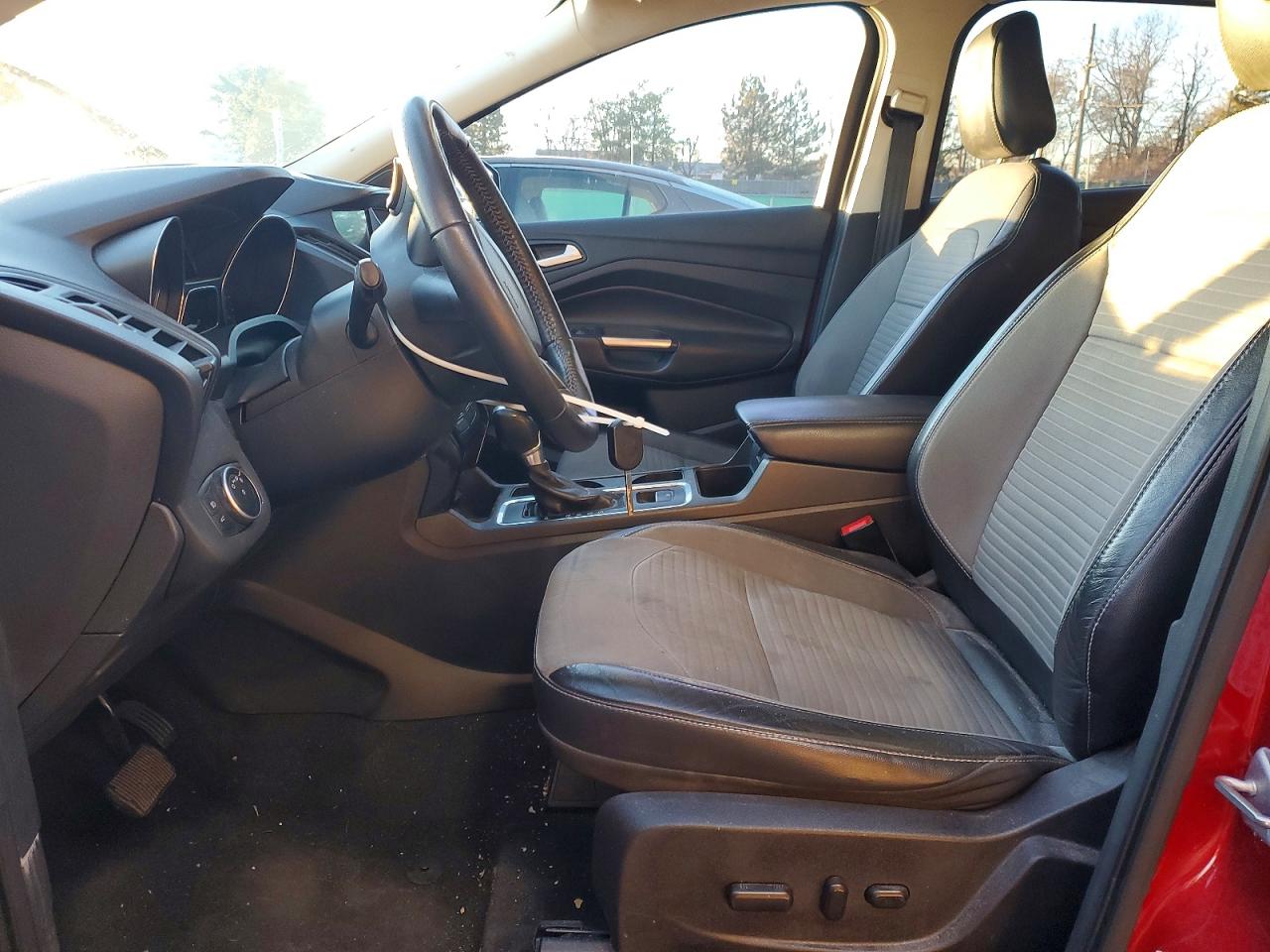 2018 FORD ESCAPE SE photo 7