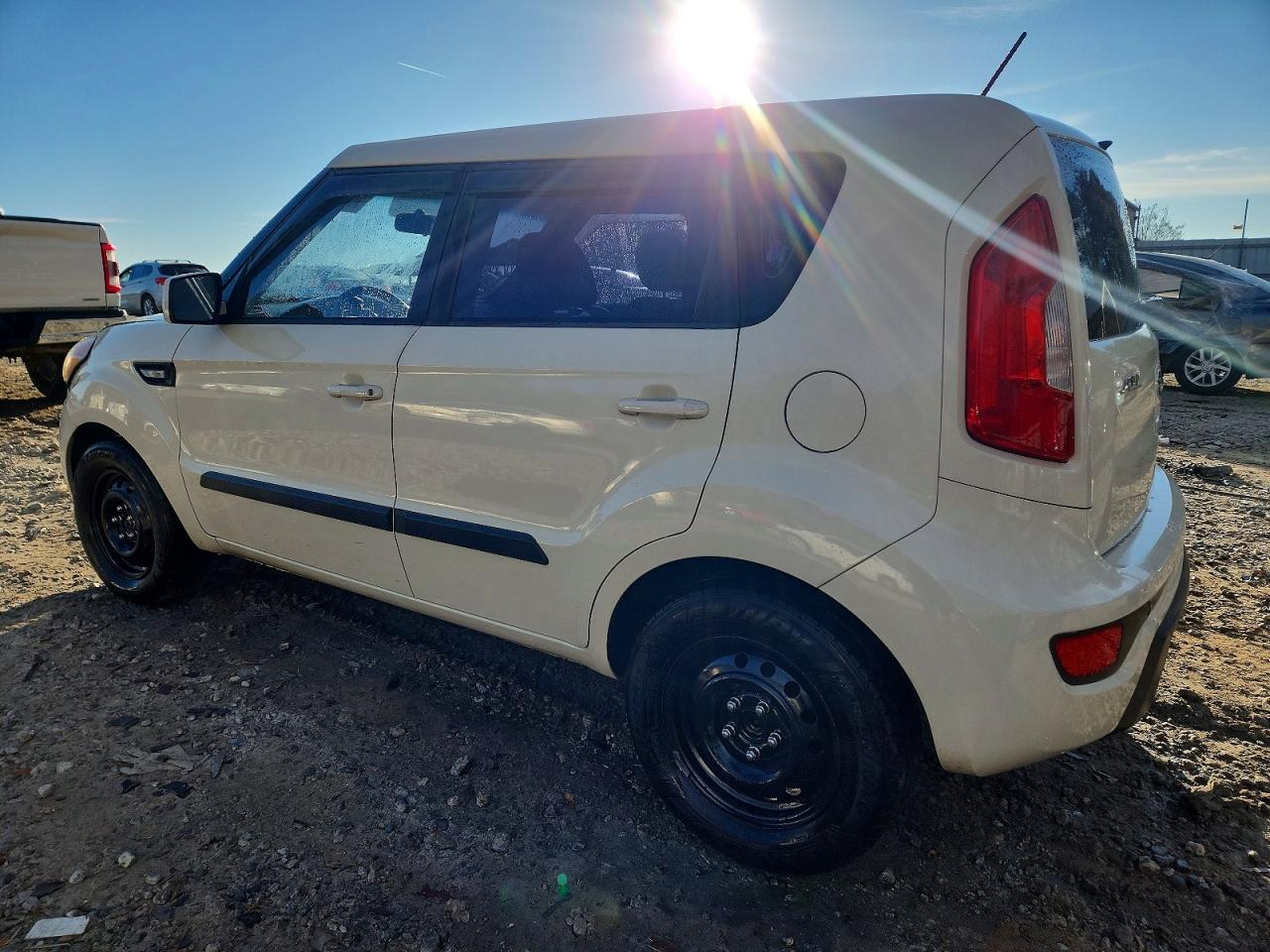 2013 KIA SOUL photo 2