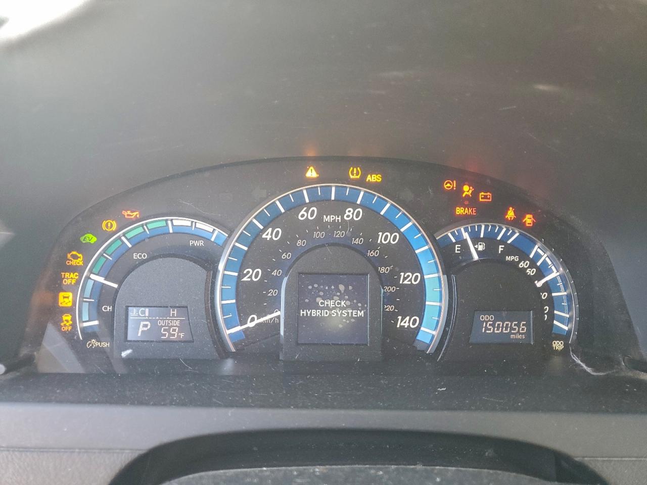 2013 TOYOTA CAMRY HYBRID photo 9