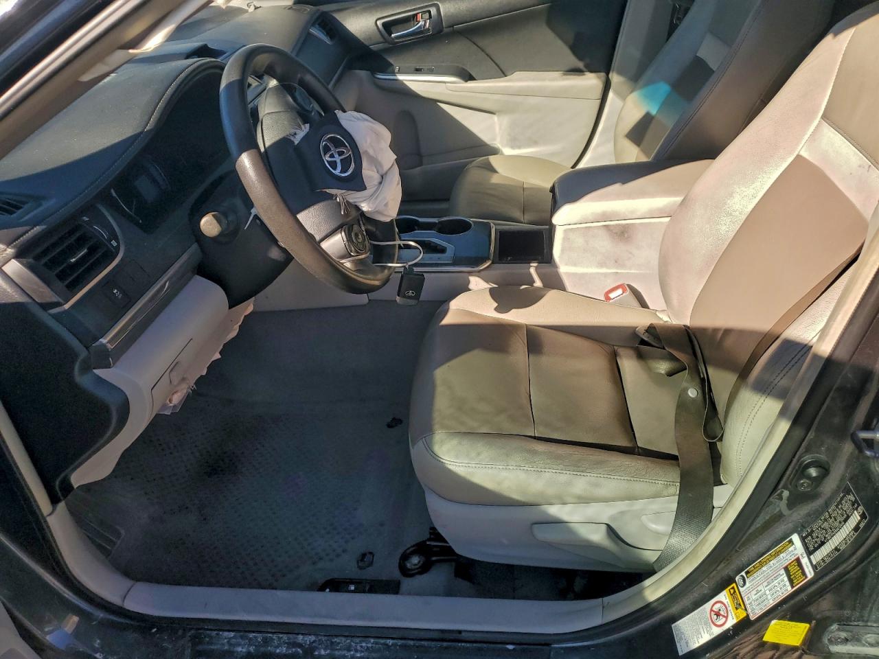 2013 TOYOTA CAMRY HYBRID photo 7