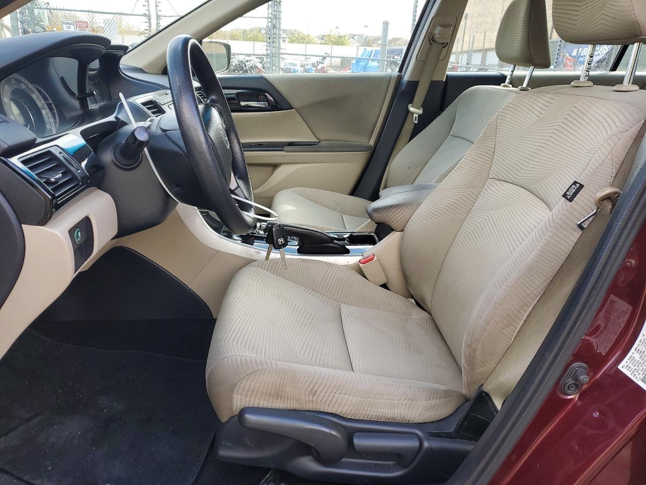 2017 HONDA ACCORD LX photo 7