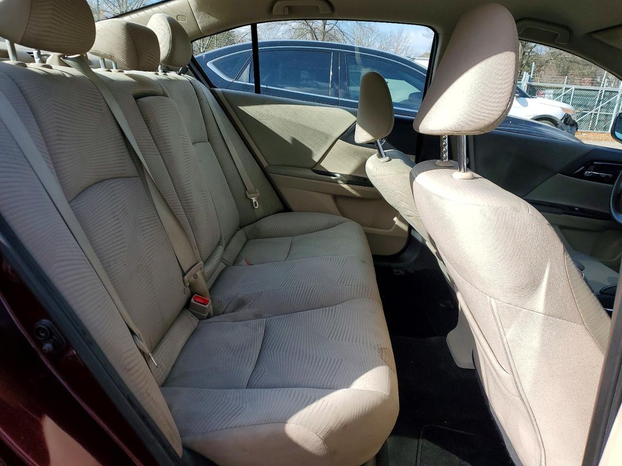 2017 HONDA ACCORD LX photo 10