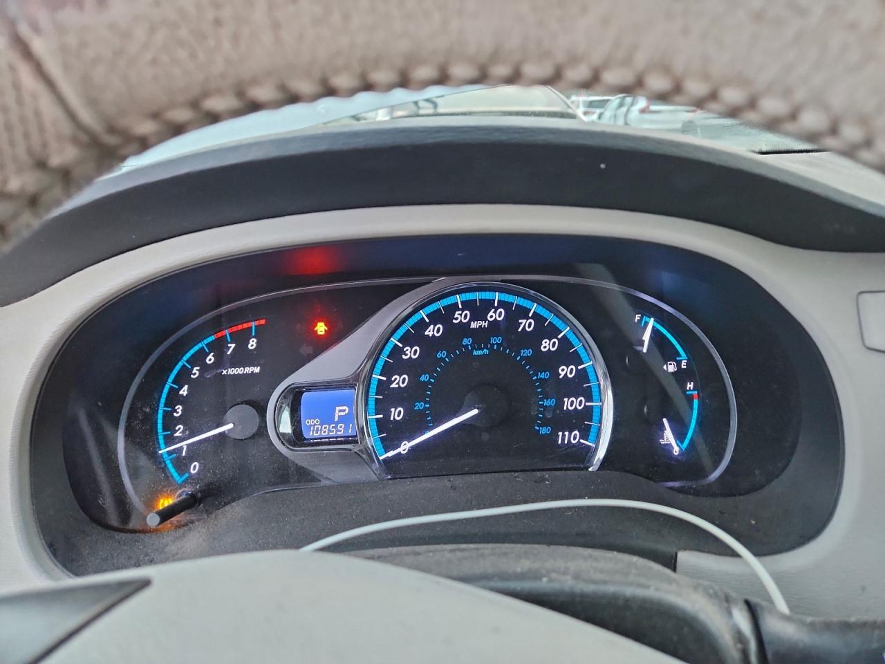 2014 TOYOTA SIENNA XLE photo 9