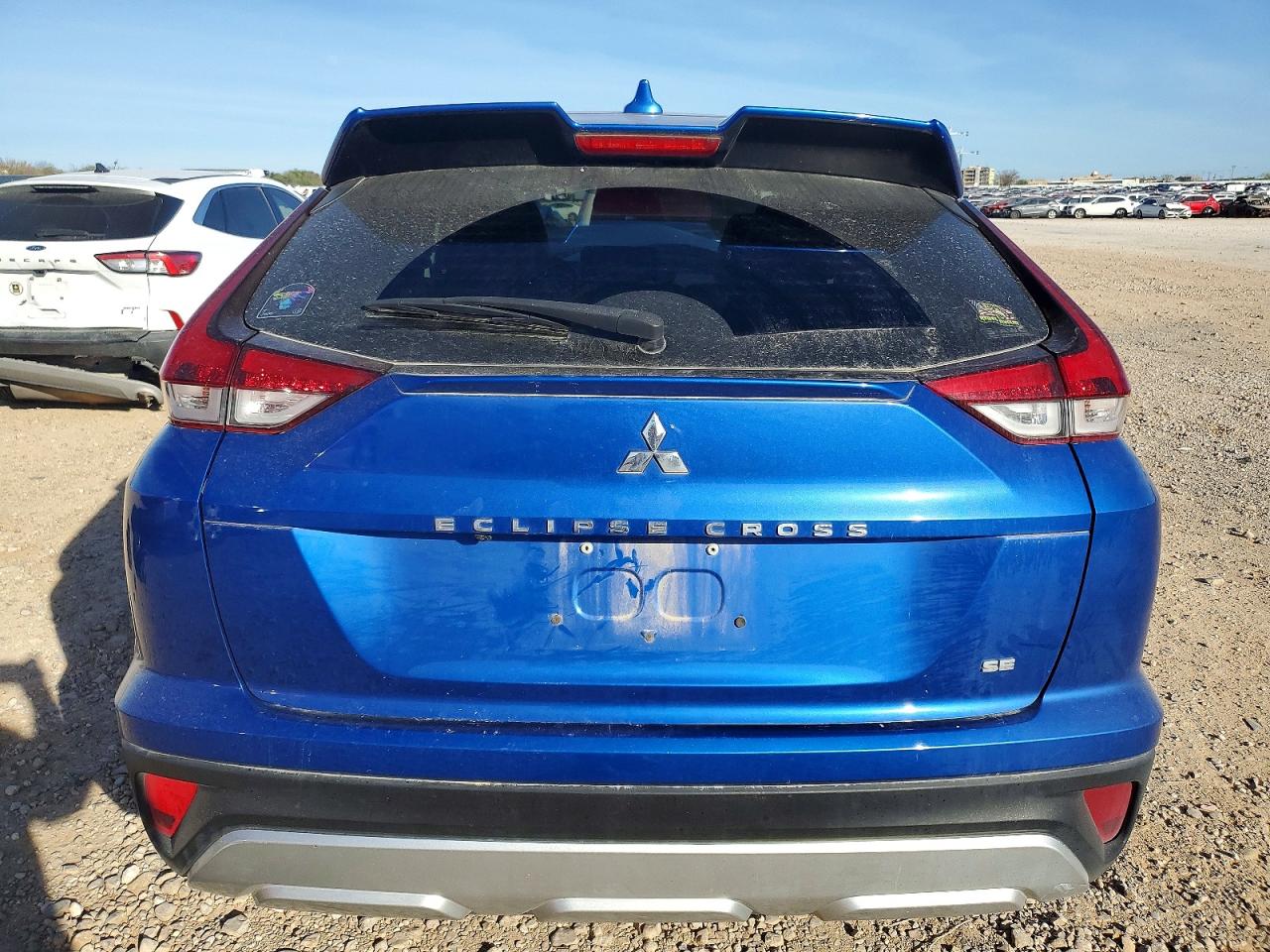 2023 MITSUBISHI ECLIPSE CROSS SE photo 6