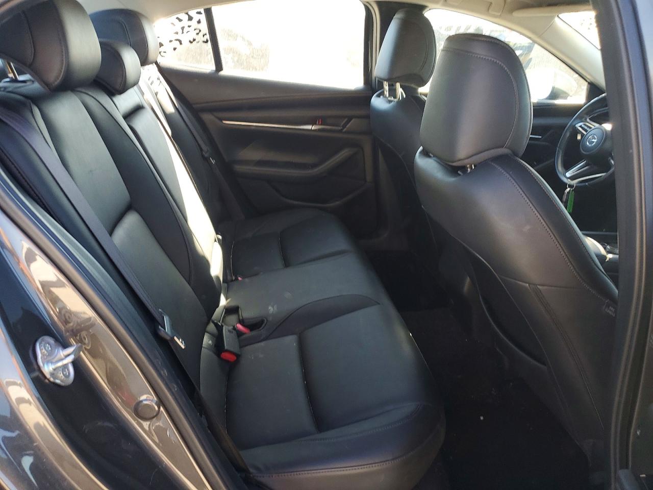 2019 MAZDA 3 PREFERRED PLUS photo 10