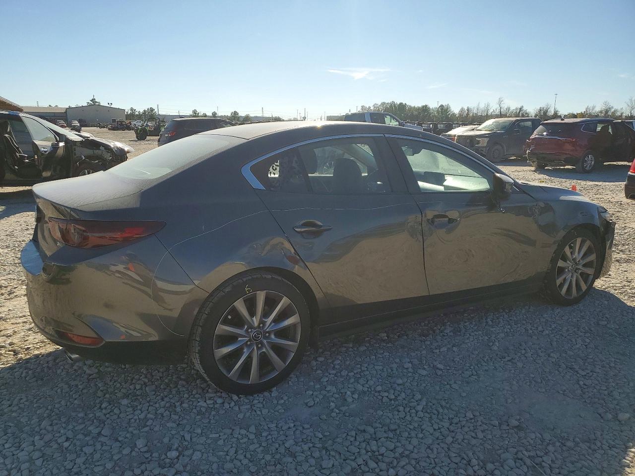 2019 MAZDA 3 PREFERRED PLUS photo 3