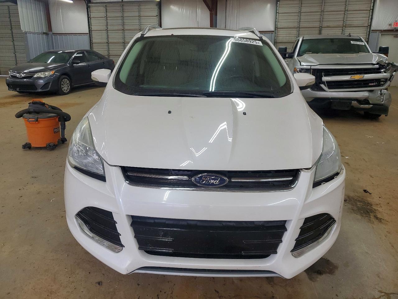 2016 FORD ESCAPE TITANIUM photo 5