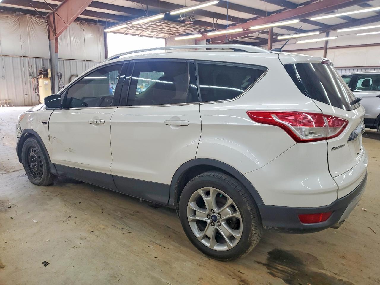 2016 FORD ESCAPE TITANIUM photo 2