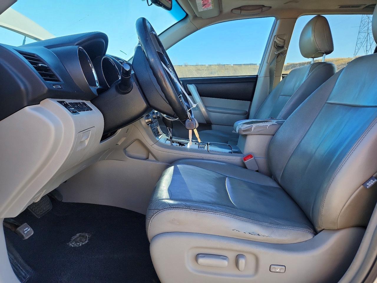 2013 TOYOTA HIGHLANDER BASE photo 7
