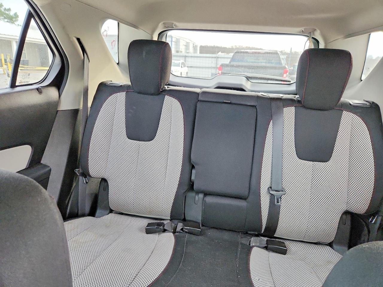 2015 CHEVROLET EQUINOX LT photo 10