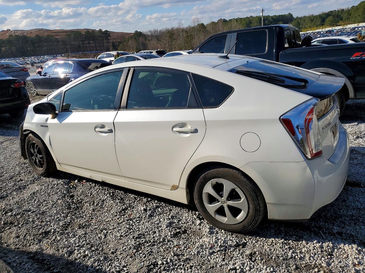 2012 TOYOTA PRIUS photo 2
